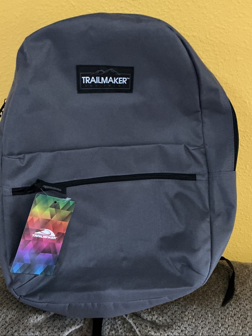 Men’s Gray Backpack - Everyday Carry nwt trailmaker gray and blue